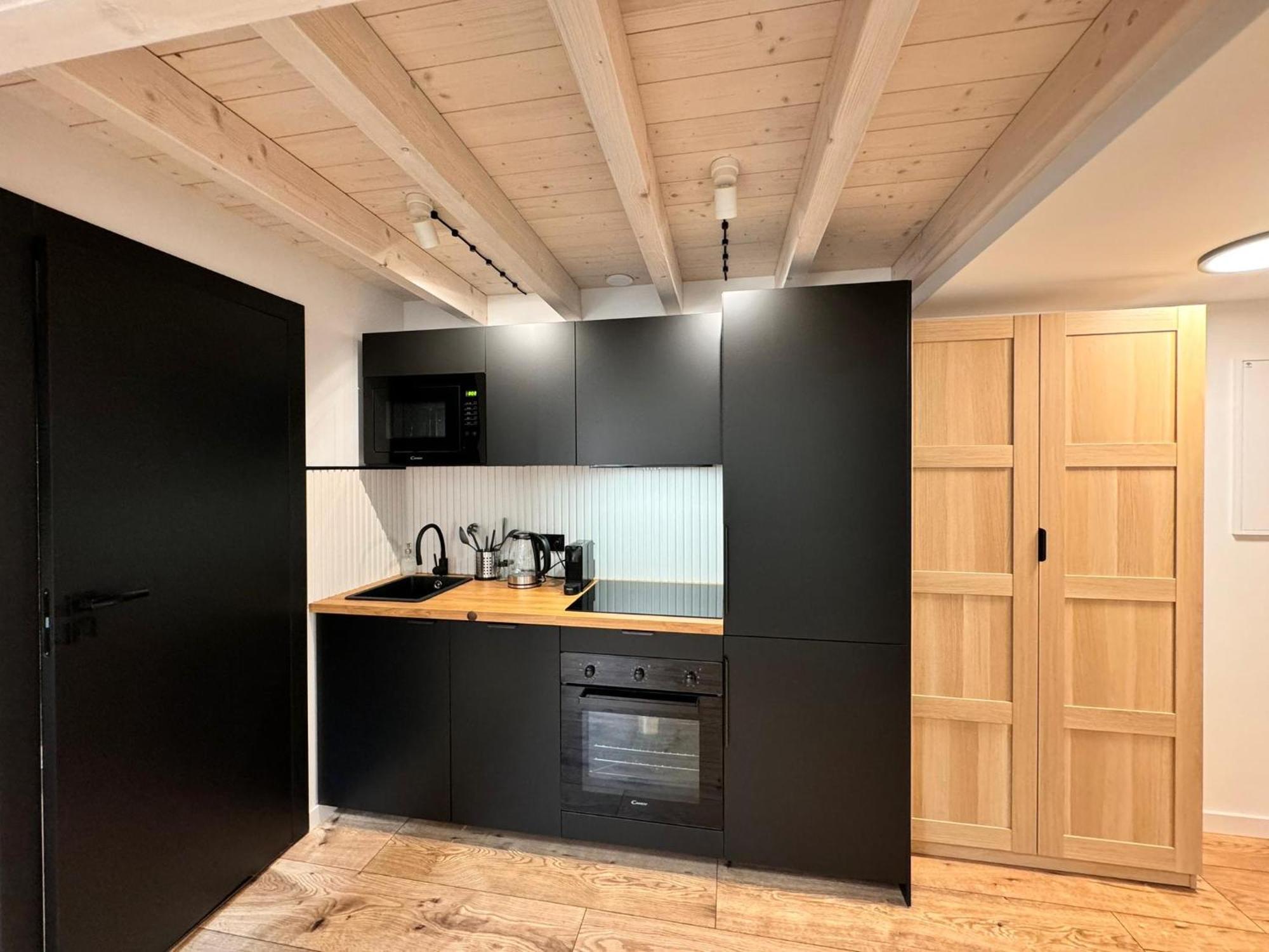 Loft In The City Center By Kobiela Apartments كاتوفيتسه المظهر الخارجي الصورة