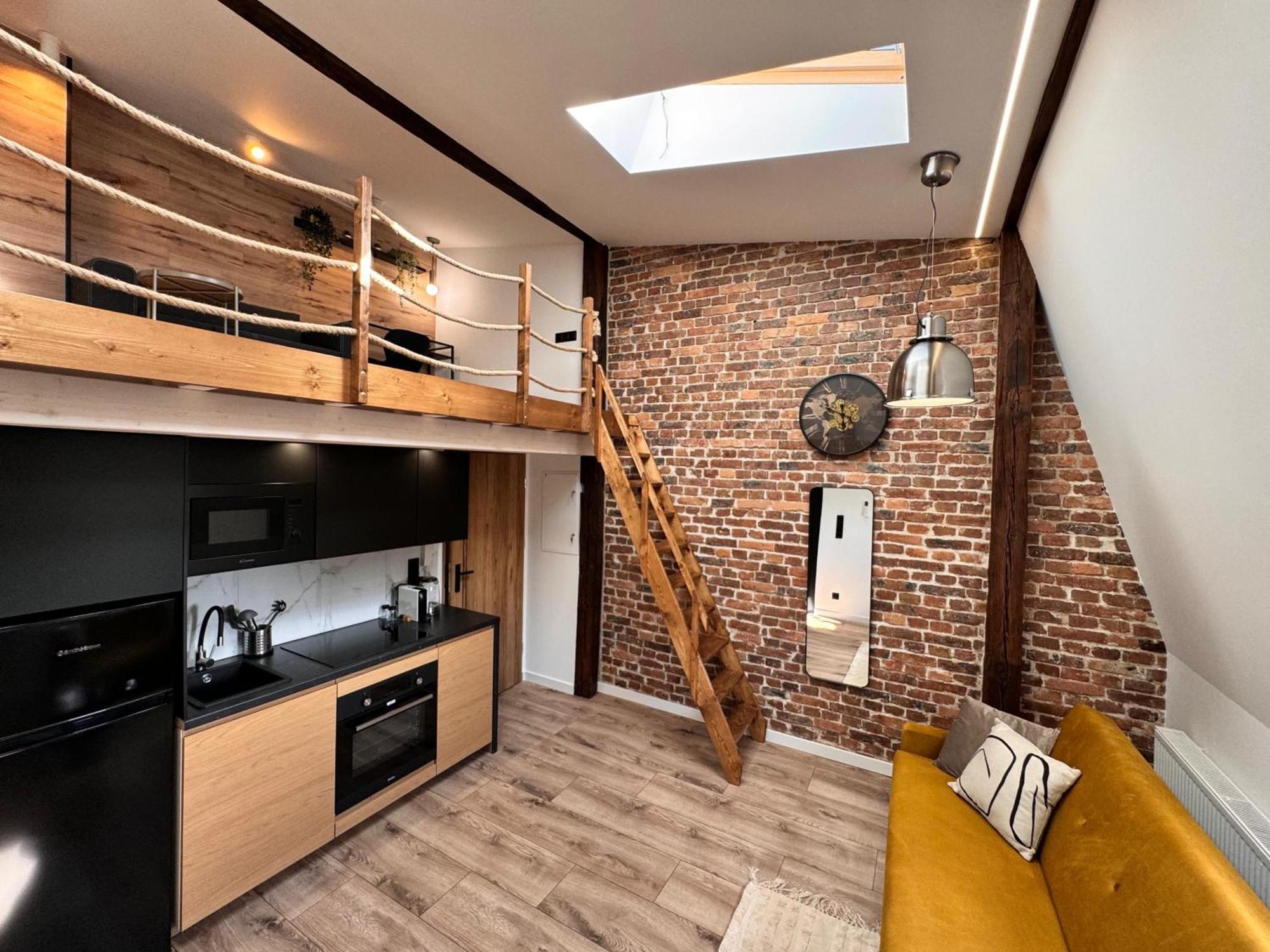 Loft In The City Center By Kobiela Apartments كاتوفيتسه المظهر الخارجي الصورة