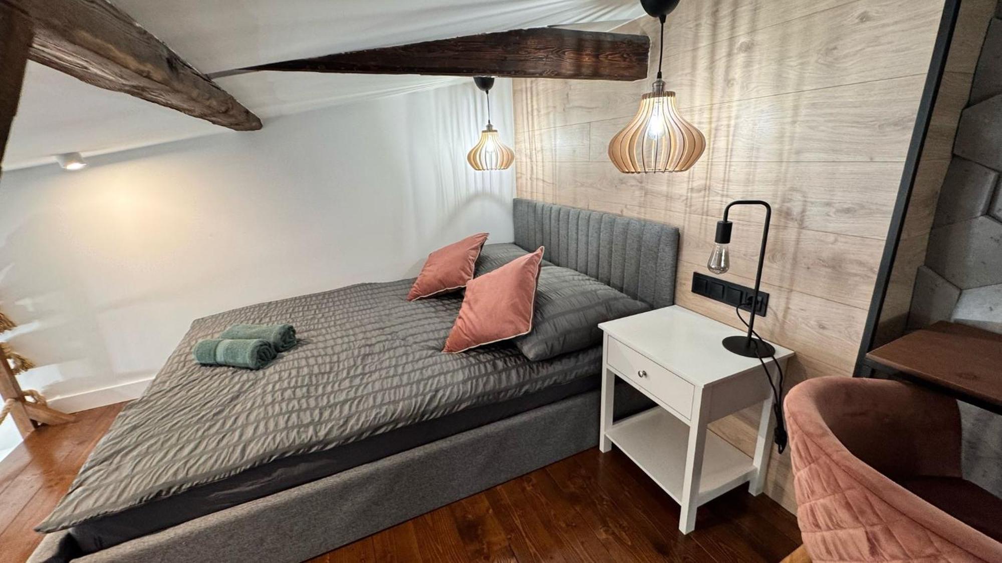 Loft In The City Center By Kobiela Apartments كاتوفيتسه المظهر الخارجي الصورة