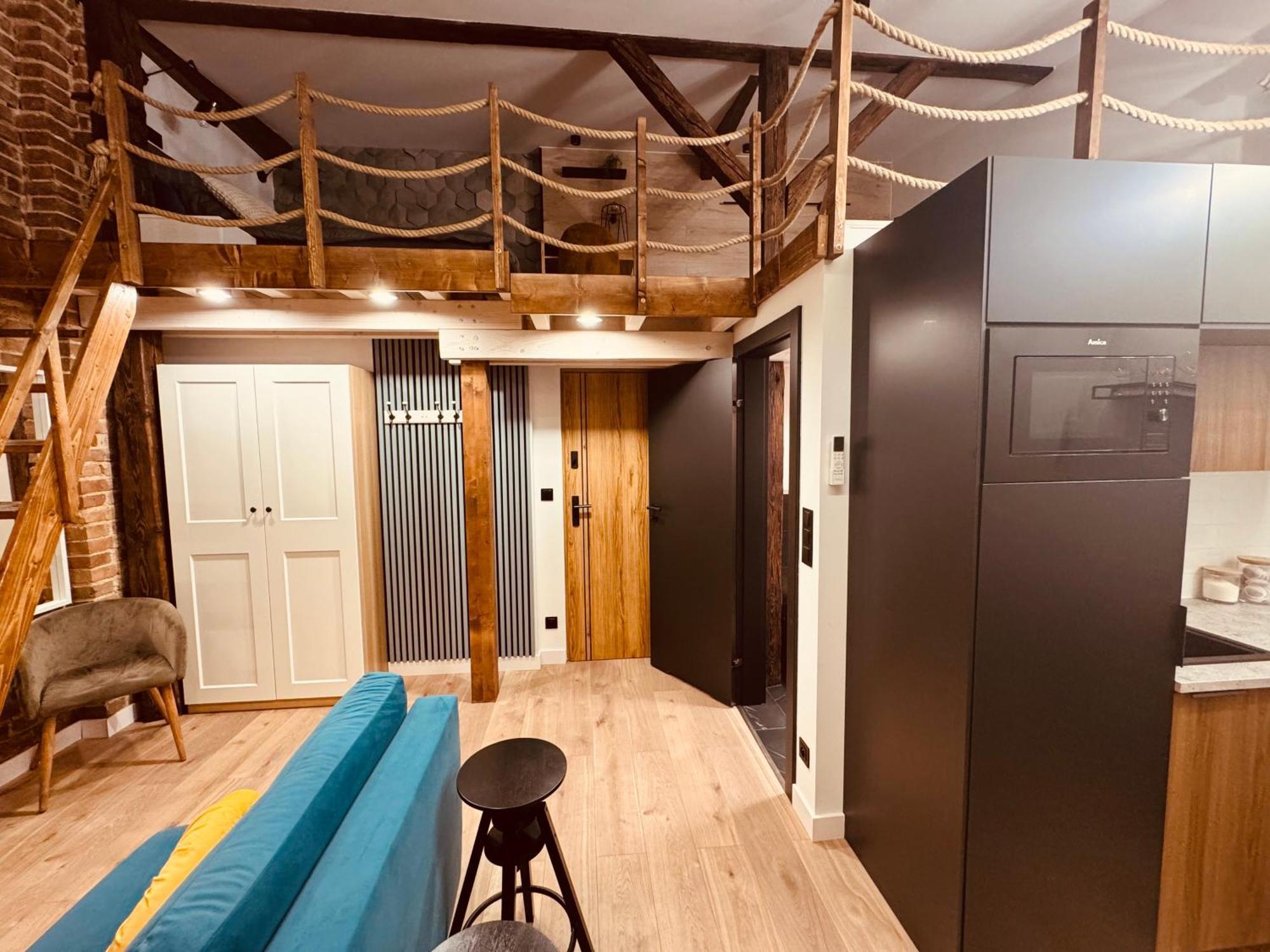 Loft In The City Center By Kobiela Apartments كاتوفيتسه المظهر الخارجي الصورة